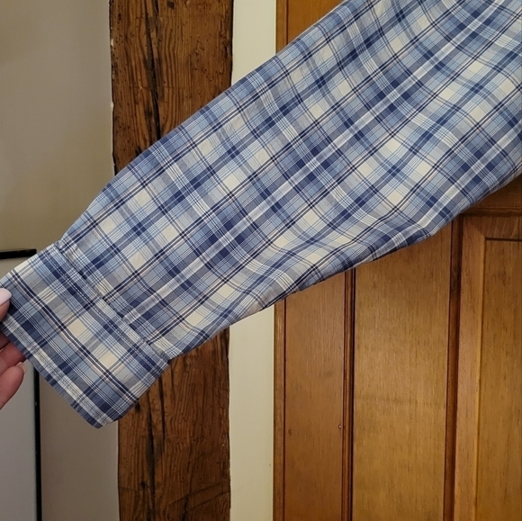 C.E. SCHMIDT COTTON BUTTON DOWN - Picture 6 of 7